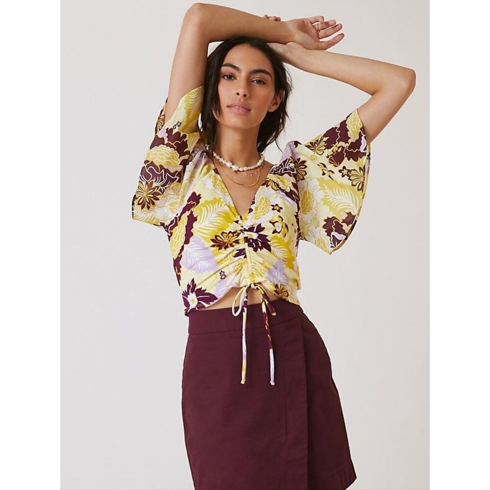 Maeve by Anthropologie Cinched Front Flutter Sleeve Top